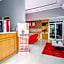 RedDoorz near Solo Square 3
