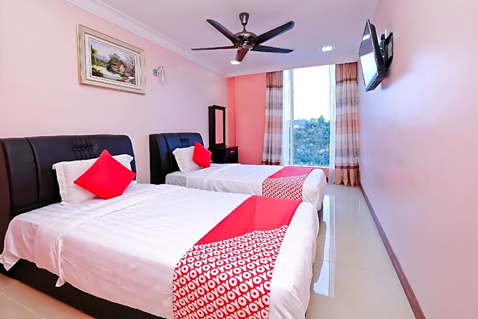 OYO 714 Arina Hotel