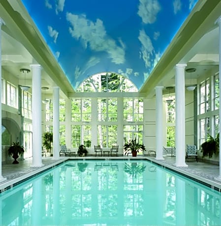 Senator Inn & Spa