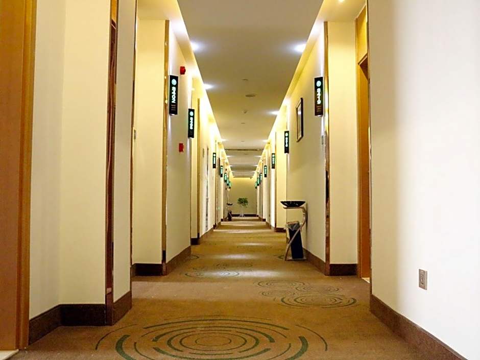 GreenTree Inn Linyi Mengshan North Road Express Hotel