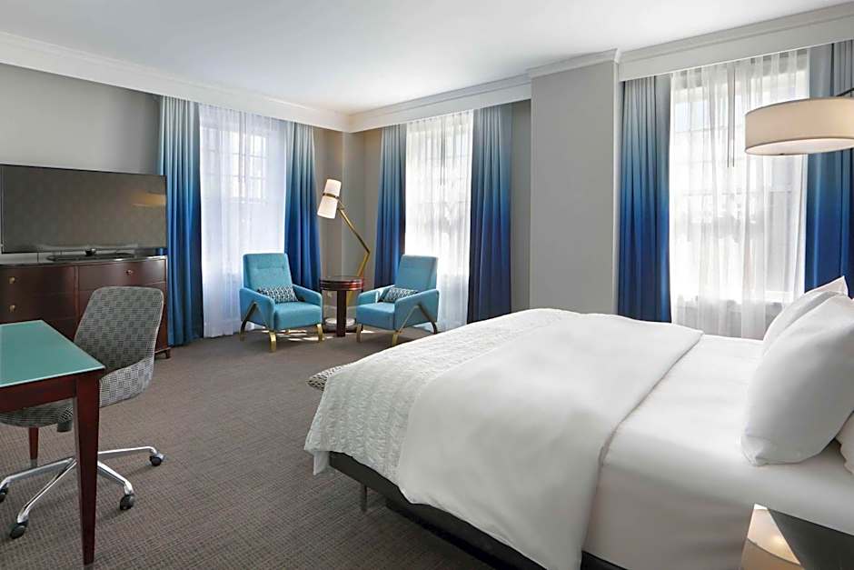 Le Meridien Dallas, The Stoneleigh