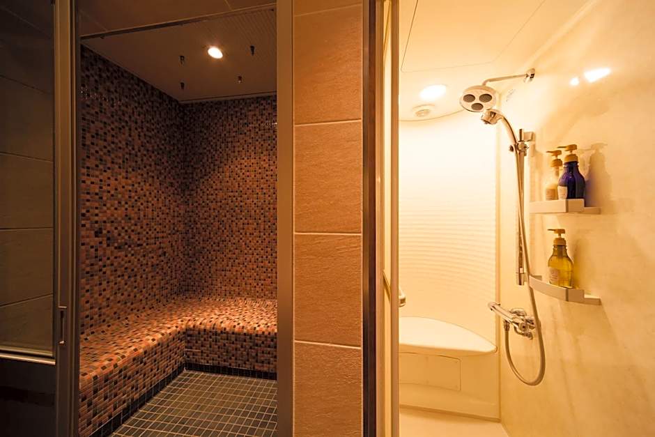Phoenix Hotel by HHG