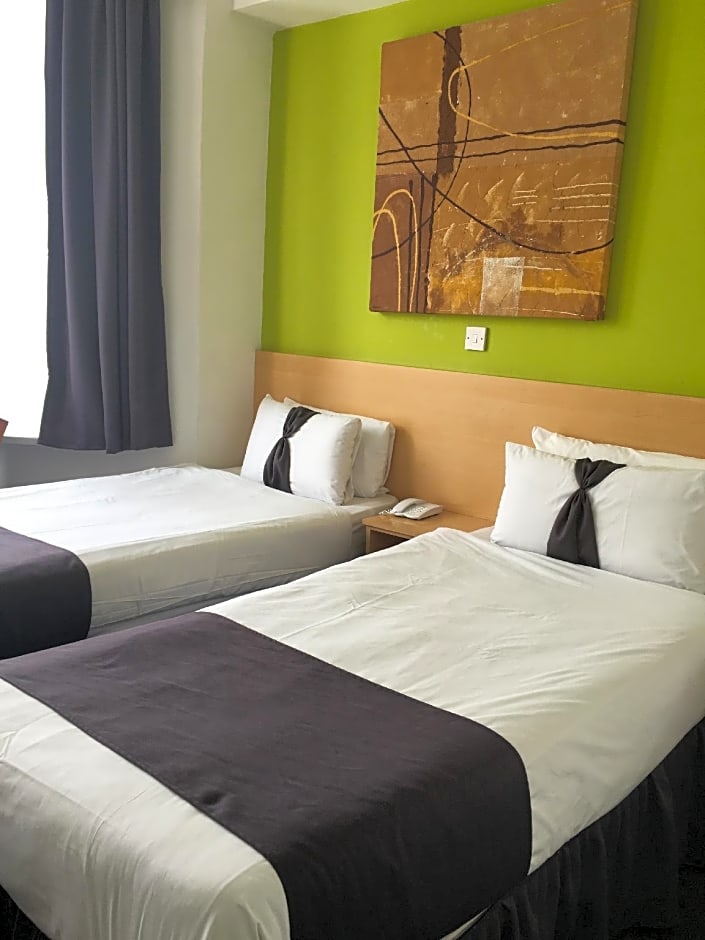 Clapham South Belvedere Hotel