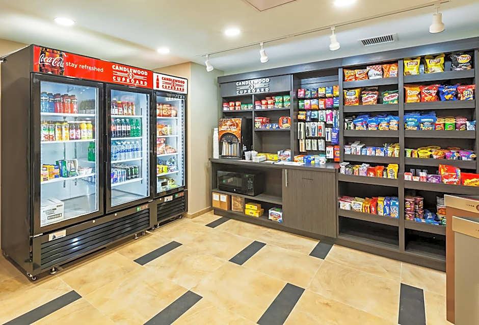 Candlewood Suites Lenexa - Overland Park Area By IHG