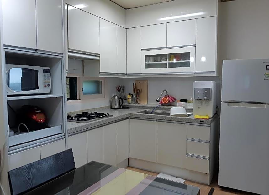 Gangneung Mediterranean Pension