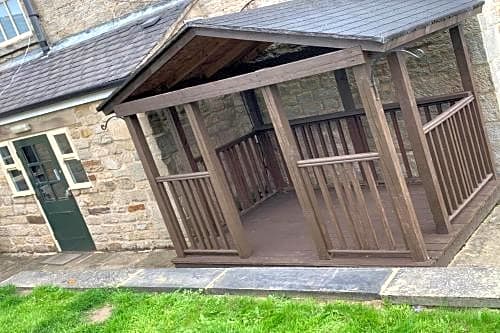 OYO Ye Olde Mustard Pot