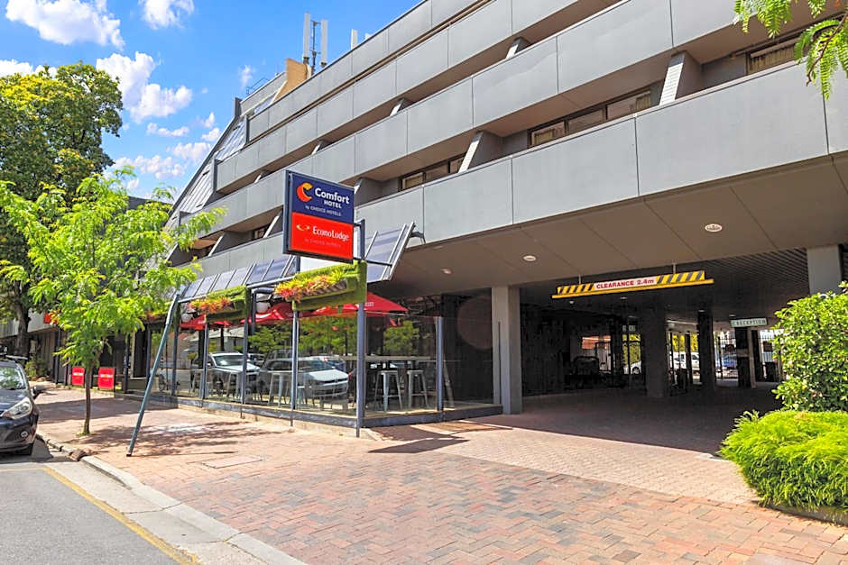 Mantra Meridien Adelaide
