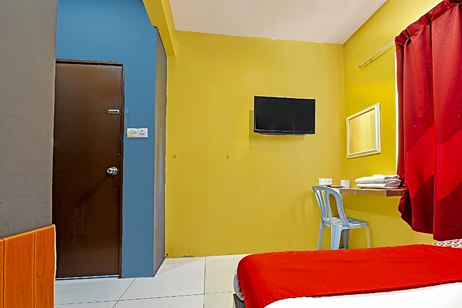 OYO 89656 Melati Hotel Nilai