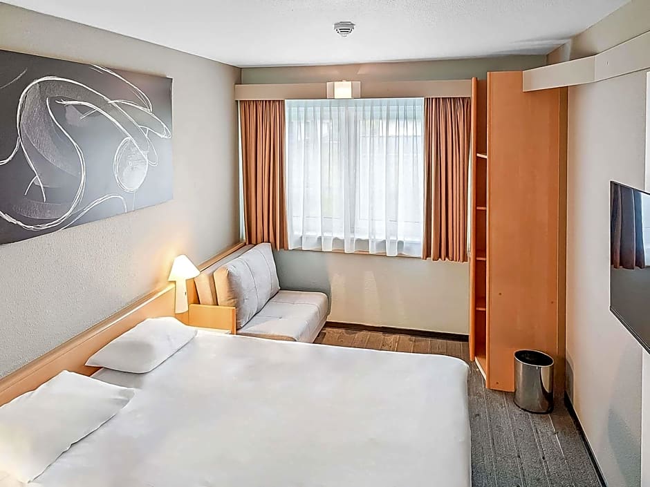 ibis Luebeck City