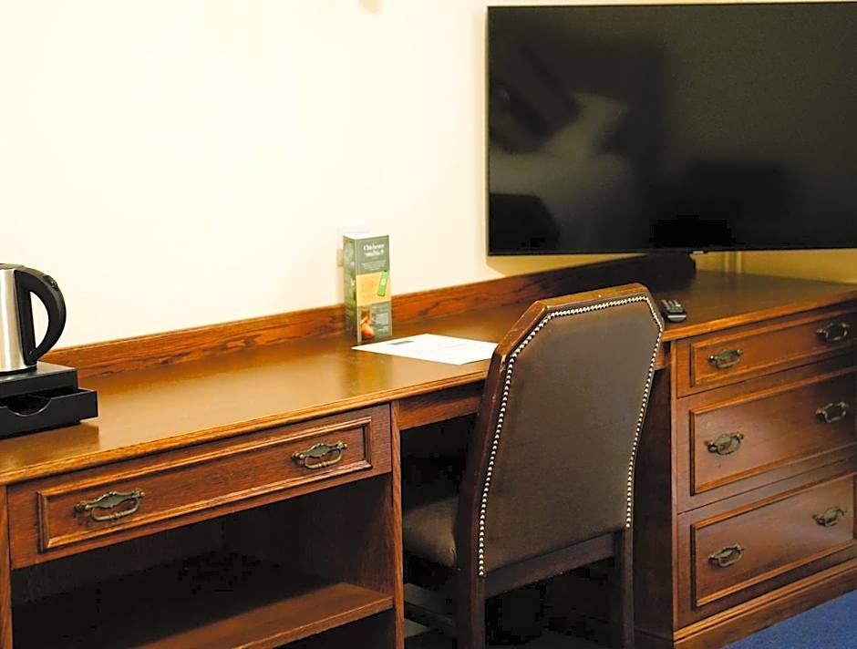 The New Chichester Hotel