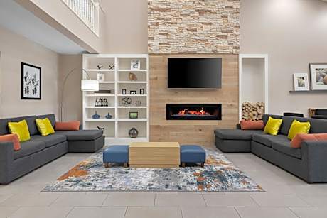 Country Inn & Suites by Radisson, Coon Rapids, MN