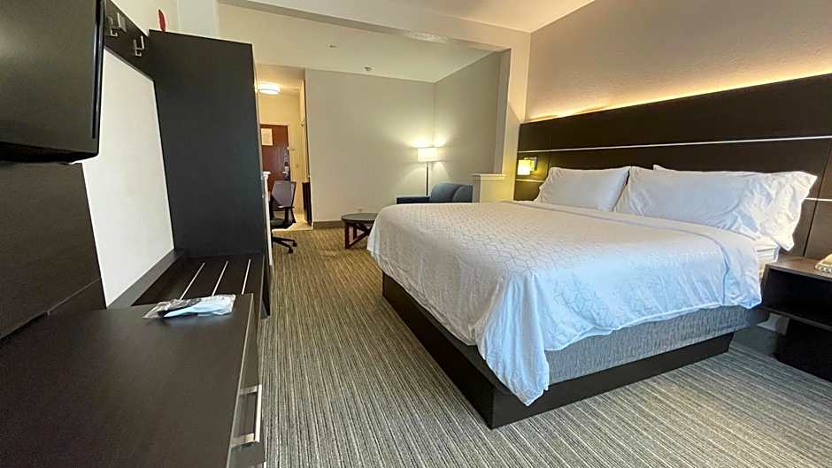 Holiday Inn Express Hotel & Suites Decatur, TX By IHG