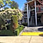 Oak Motel