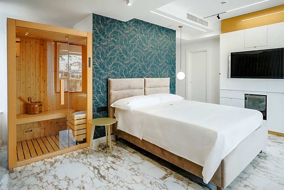 POETICA BOUTIQUE SKY HOTEL