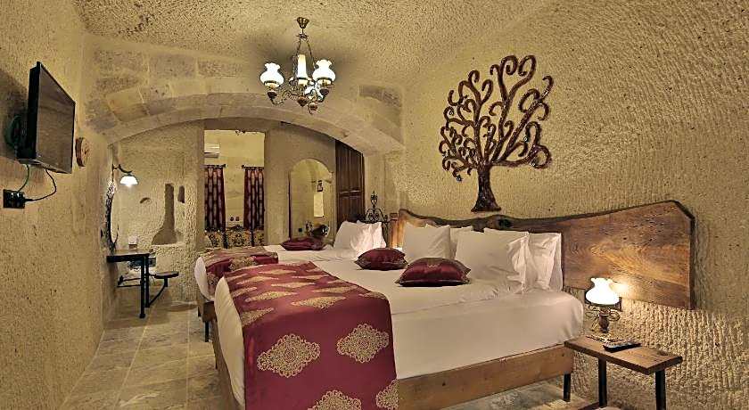 Aren Cave Hotel and Art Gallery