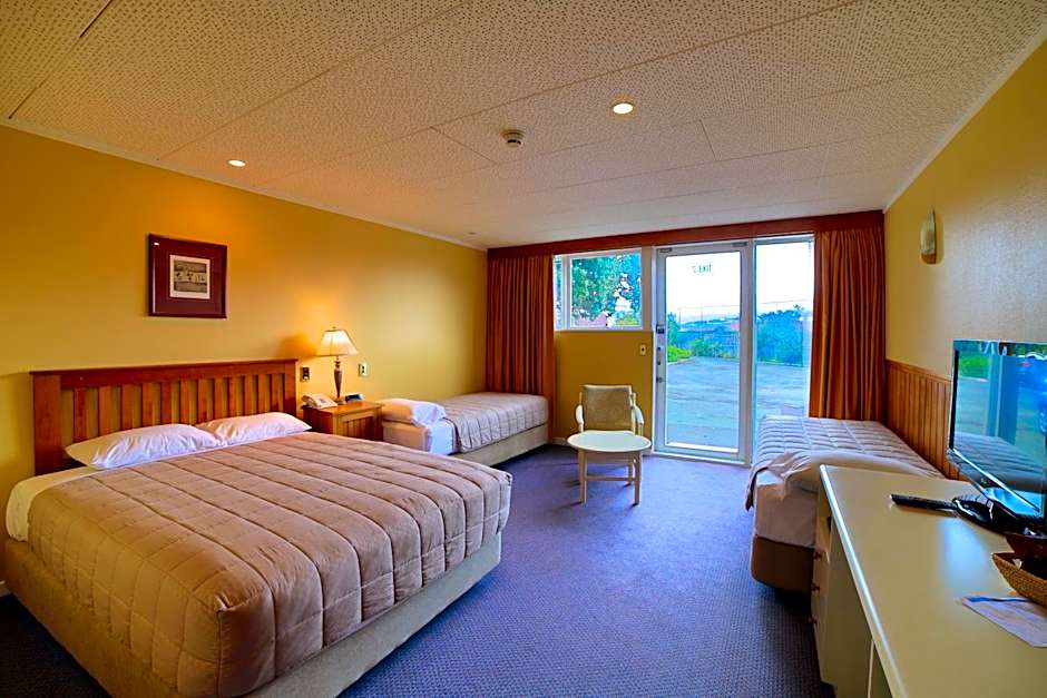 Brentwood Hotel