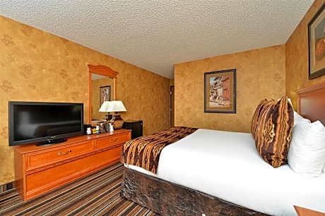 Queen Room