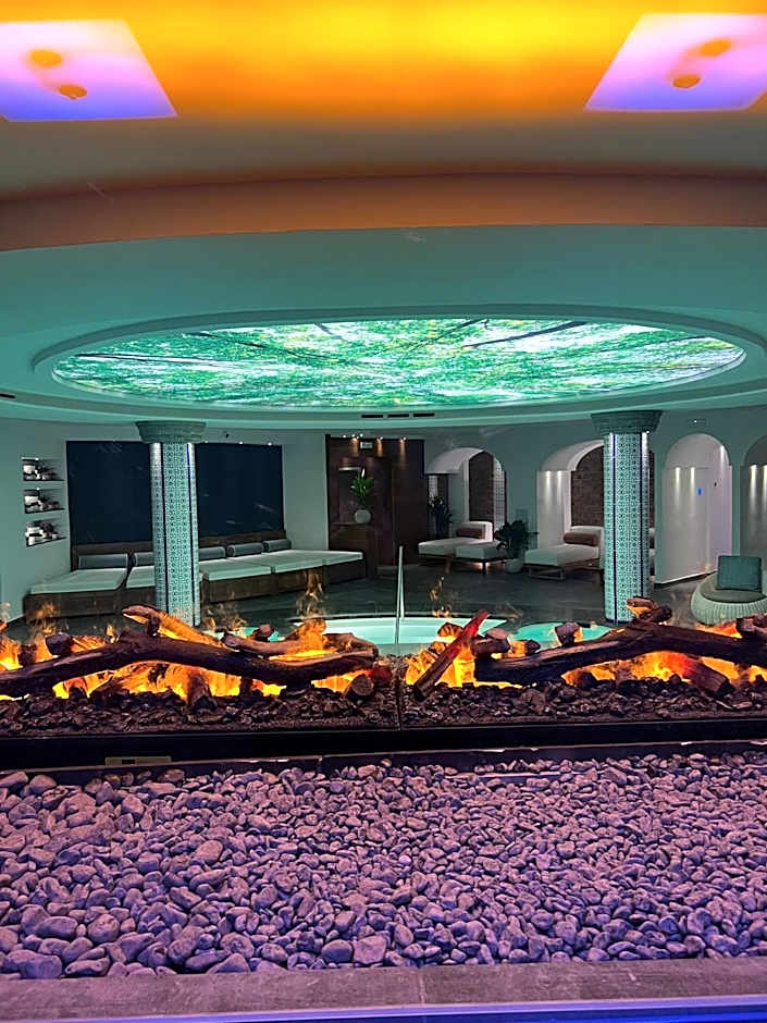 La Pineta Hotel Beach & Spa