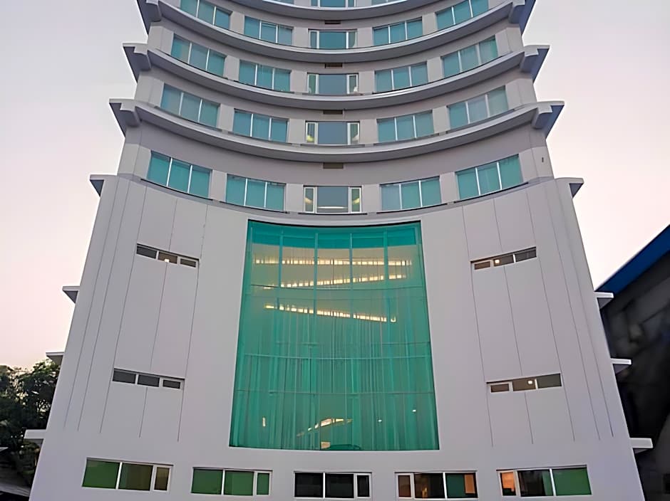Wyne Hotel