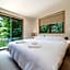 Solar Chalets by HHG