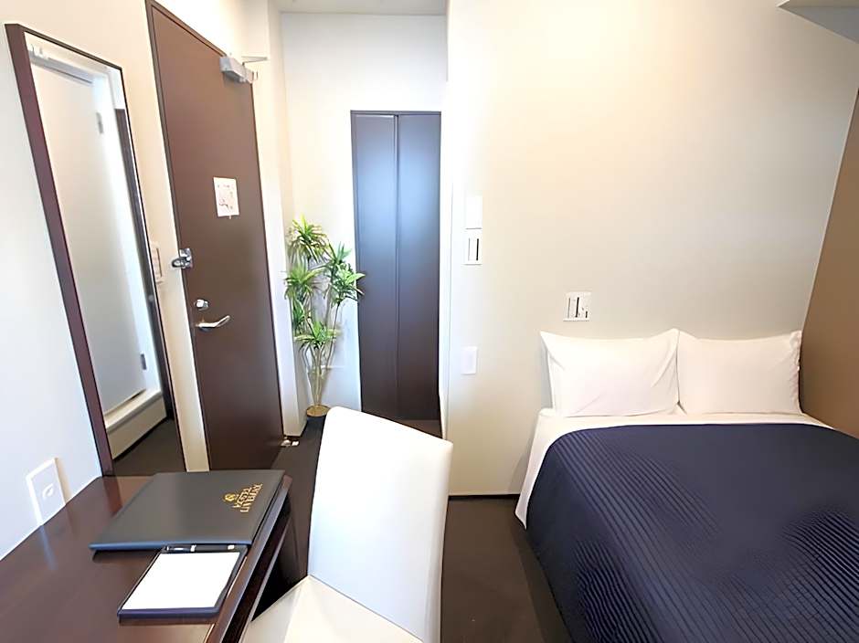 Hotel Livemax Higashi-Ginza