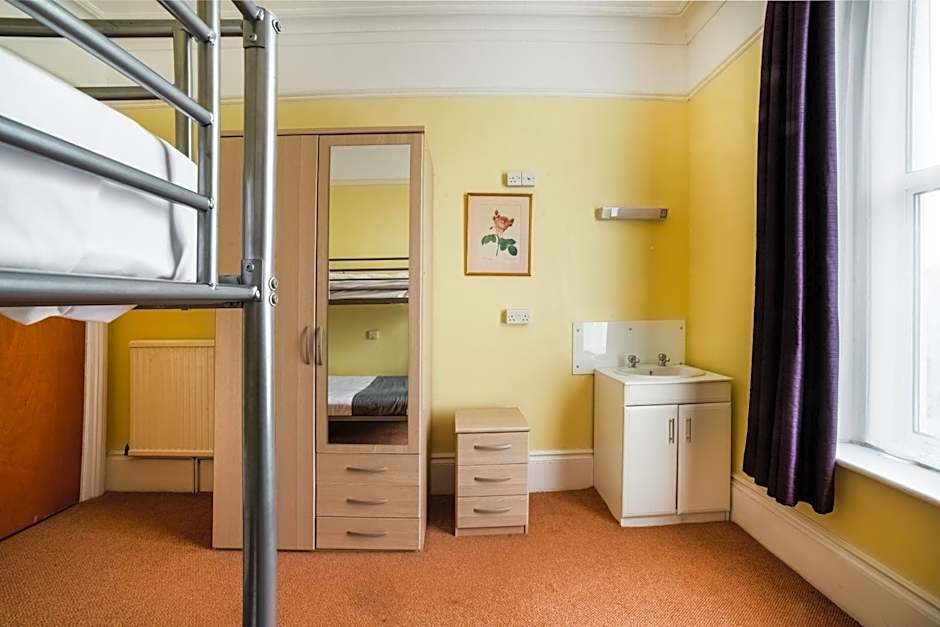 OYO Eagle House Hotel, St Leonards Hastings