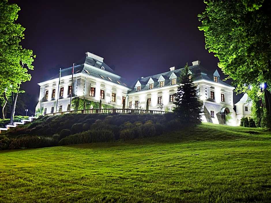 Photo 1 of 50 of Manor House SPA Adults Only