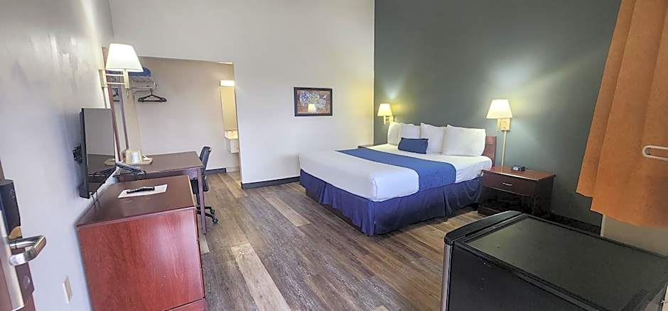 Photo 1 of 17 of Parkview Inn and Conference Center