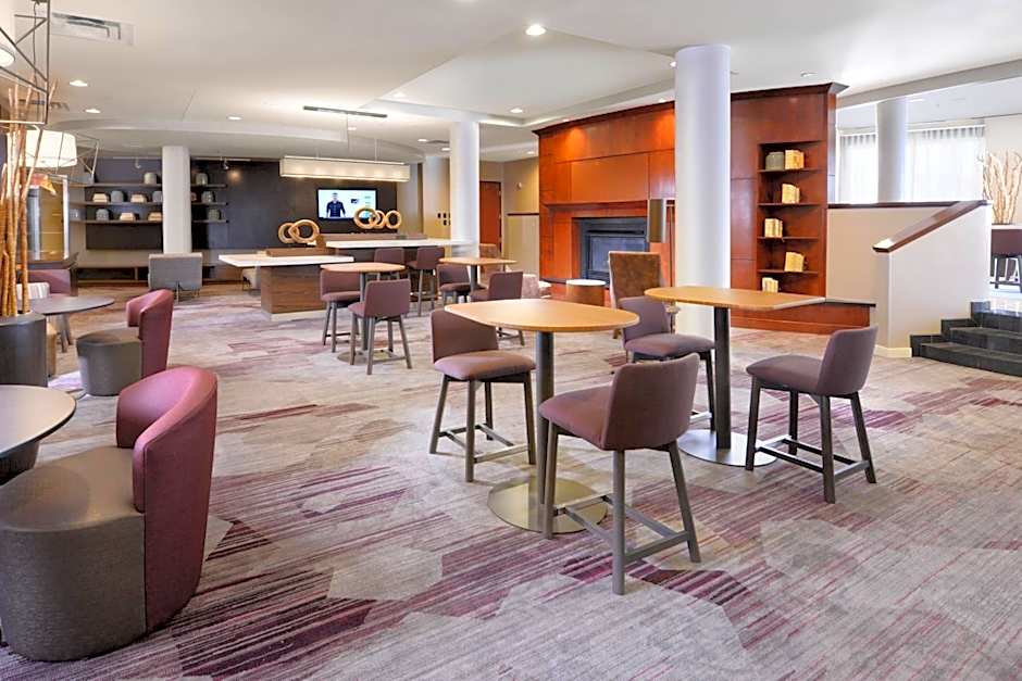 Courtyard by Marriott Houston Pearland