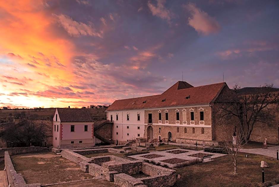 István Király Szálló