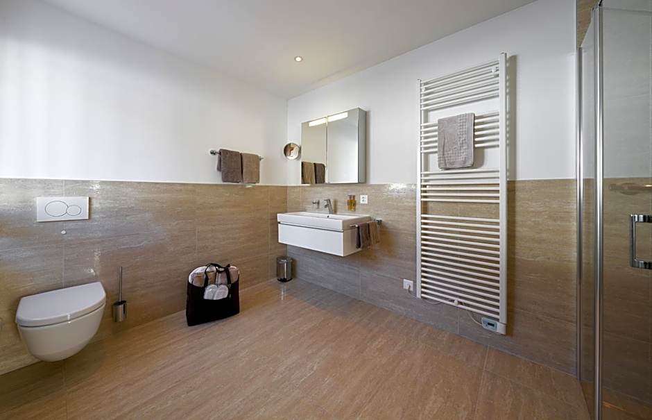 Grischuna Mountain Lodge