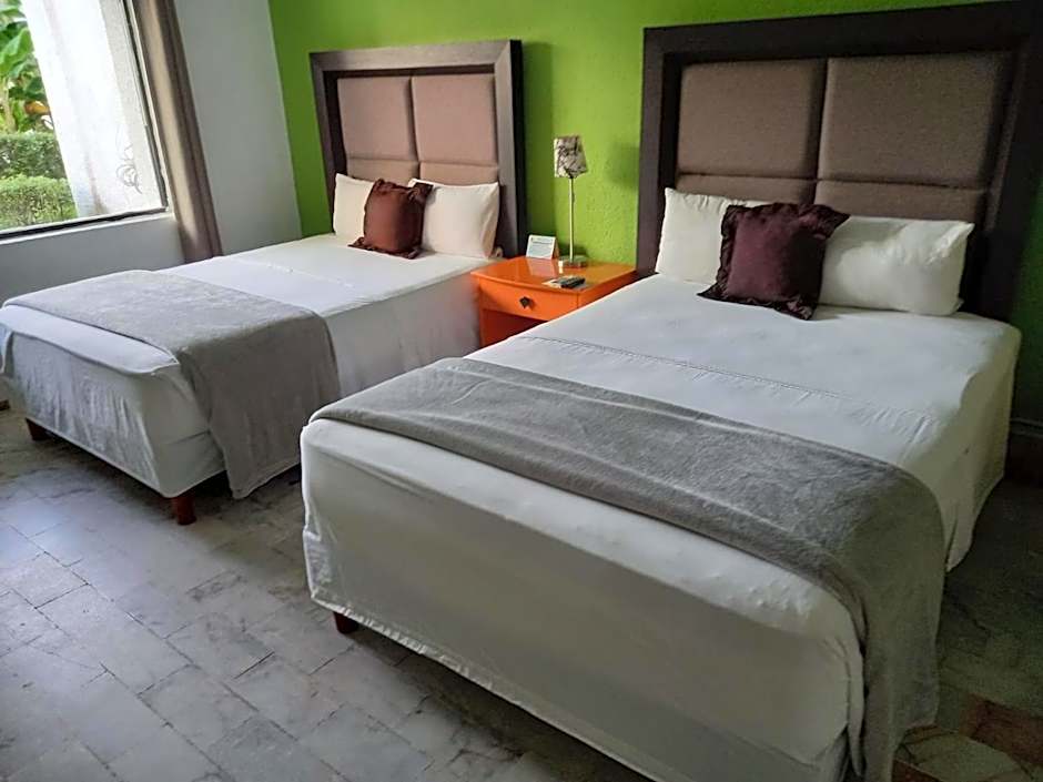 Nirvana Hotel & Hostel - Cancun Hotel Zone – Cancun, TX
