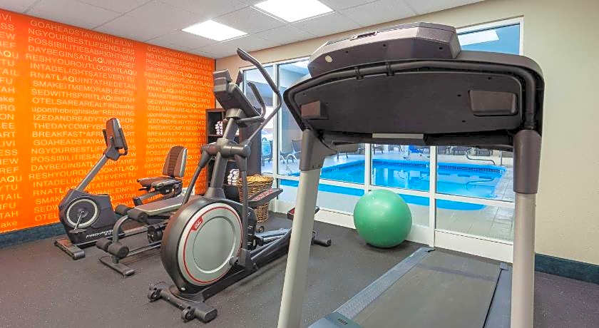 La Quinta Inn & Suites by Wyndham Columbus West - Hilliard