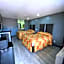 Town House Motel