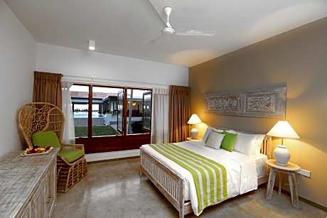 Deluxe Double Room with Sea View
