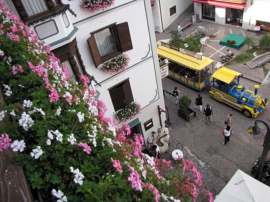 Club Hotel Alpino