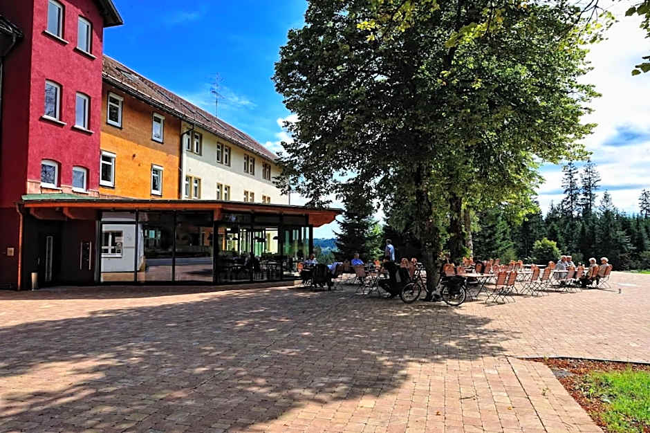 Natur- und Sporthotel Zuflucht