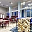Hampton Inn & Suites Boston/Stoughton