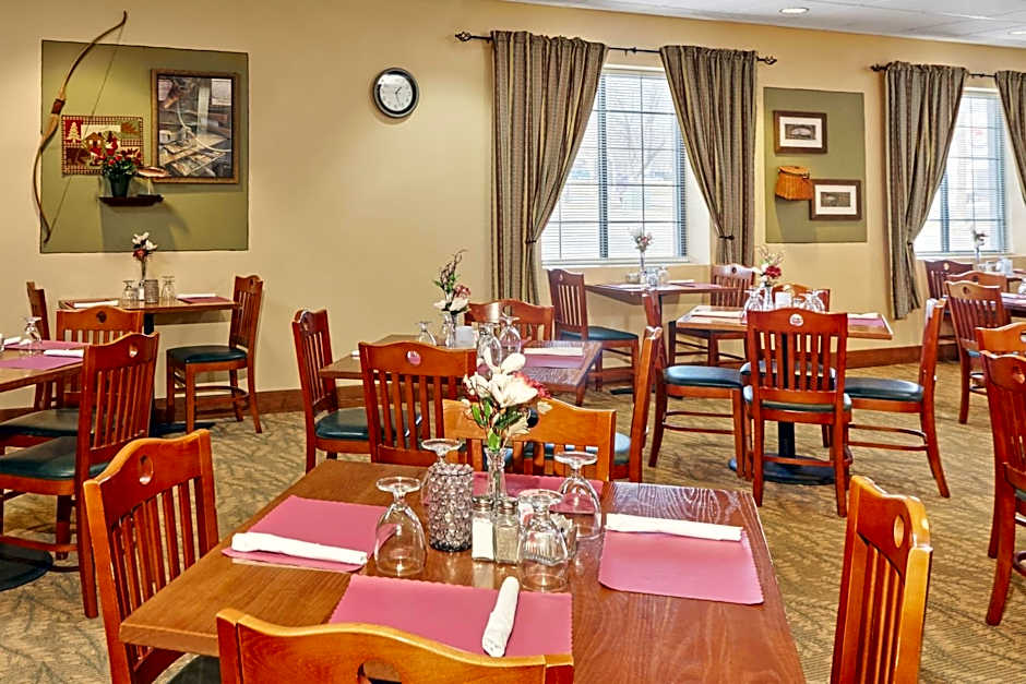 Howard Johnson Hotel Madison – Madison, WI