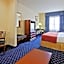 Holiday Inn Express Hotel & Suites Paragould By IHG