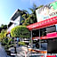 Micky Santoro Hotel & Restaurant