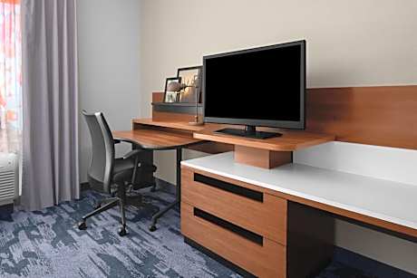 Executive King Suite wth Sofa Bed and Roll-In Shower - Mobility and Hearing Accessible