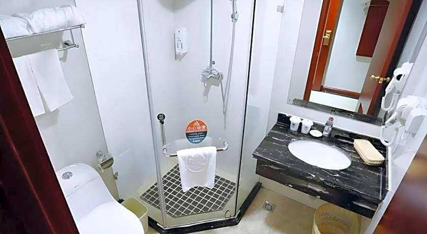 Greentree Inn Heze Mudan Road Bus Terminal Station Express Hotel