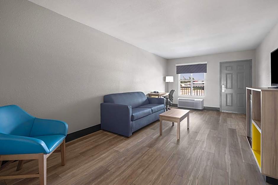 Days Inn by Wyndham Alma