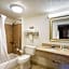 Quality Inn & Suites Greenville - Haywood Mall
