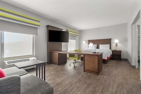 1 King Hearing Accessible W/Sofabed Nosmok