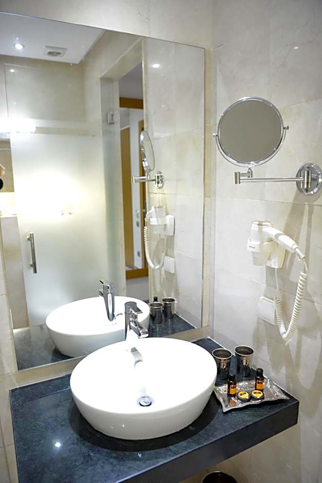 Aralia Boutique Hôtel