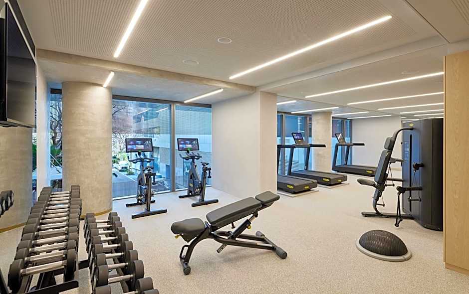 Lanson Place Parliament Gardens