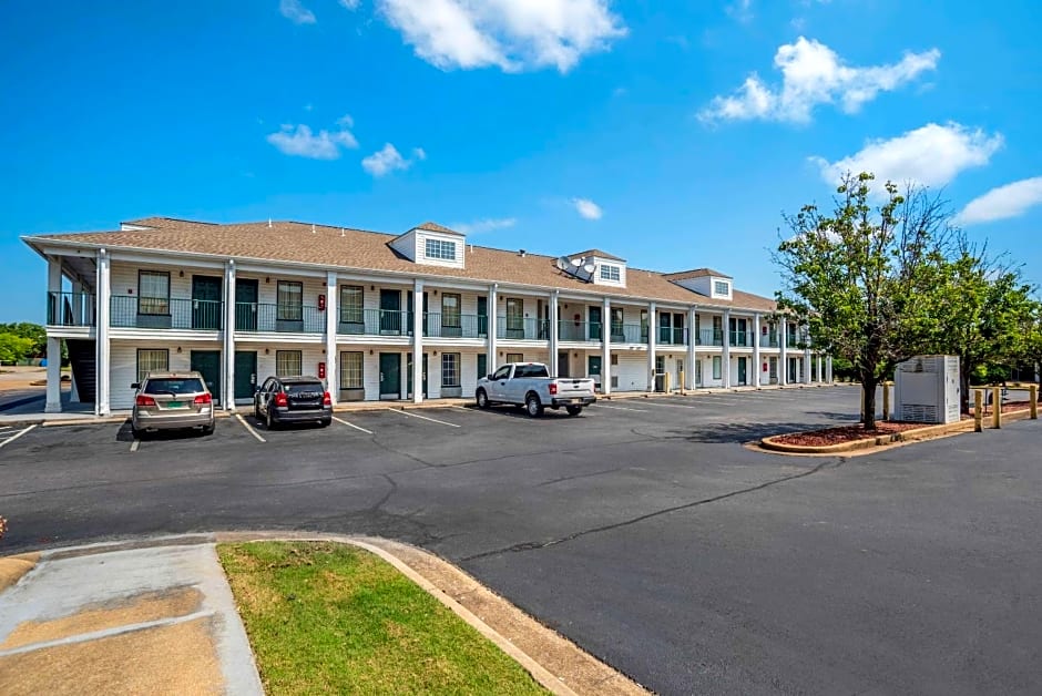 Econo Lodge Tupelo