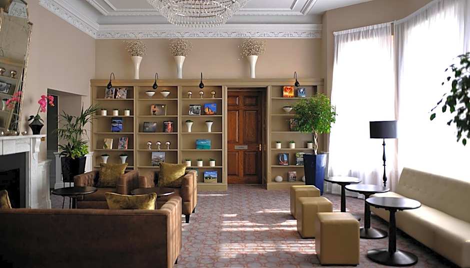 De Vere Cranage Estate